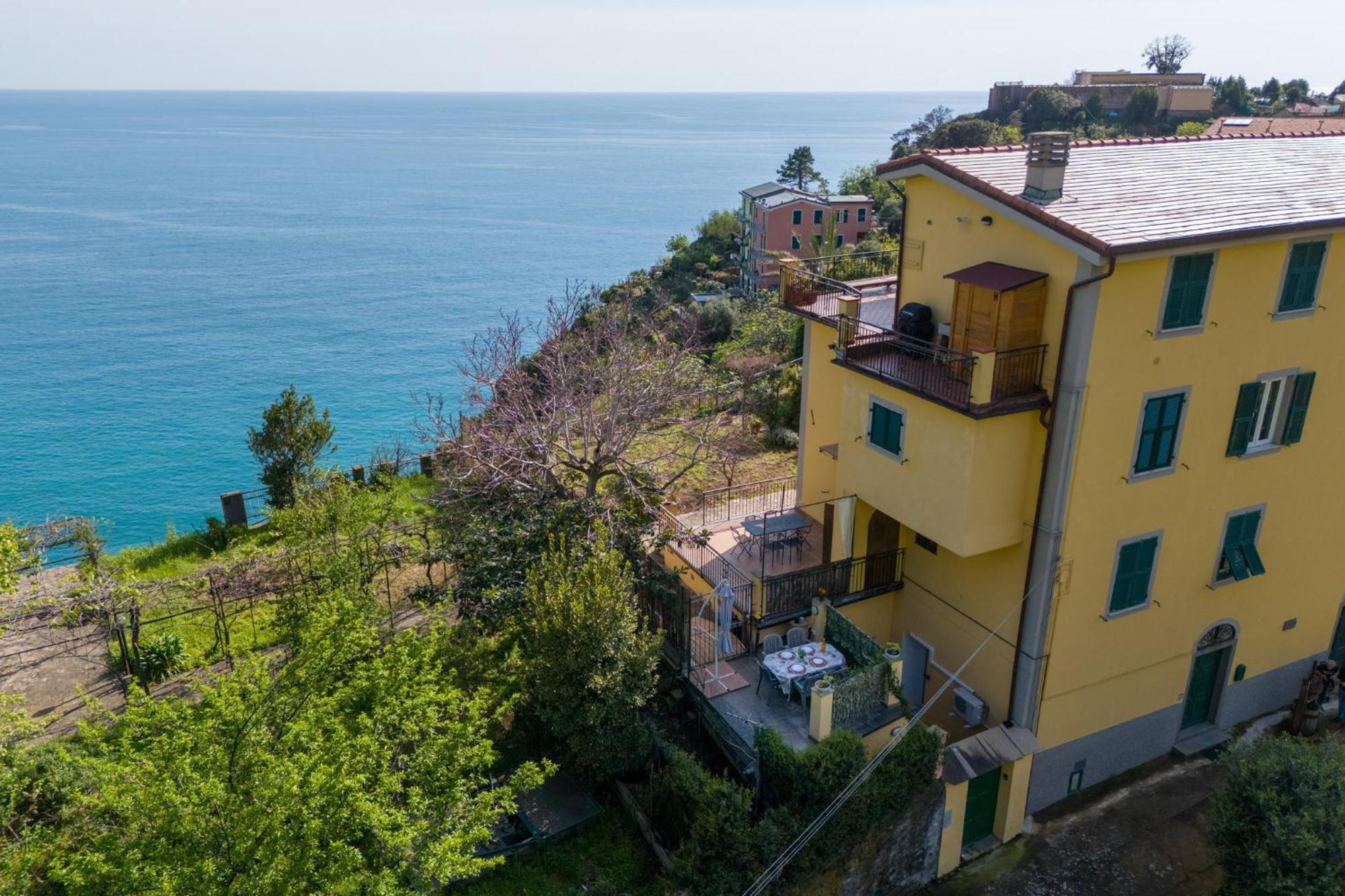 NEW 2022 Hanging Garden Corniglia Bagian luar foto