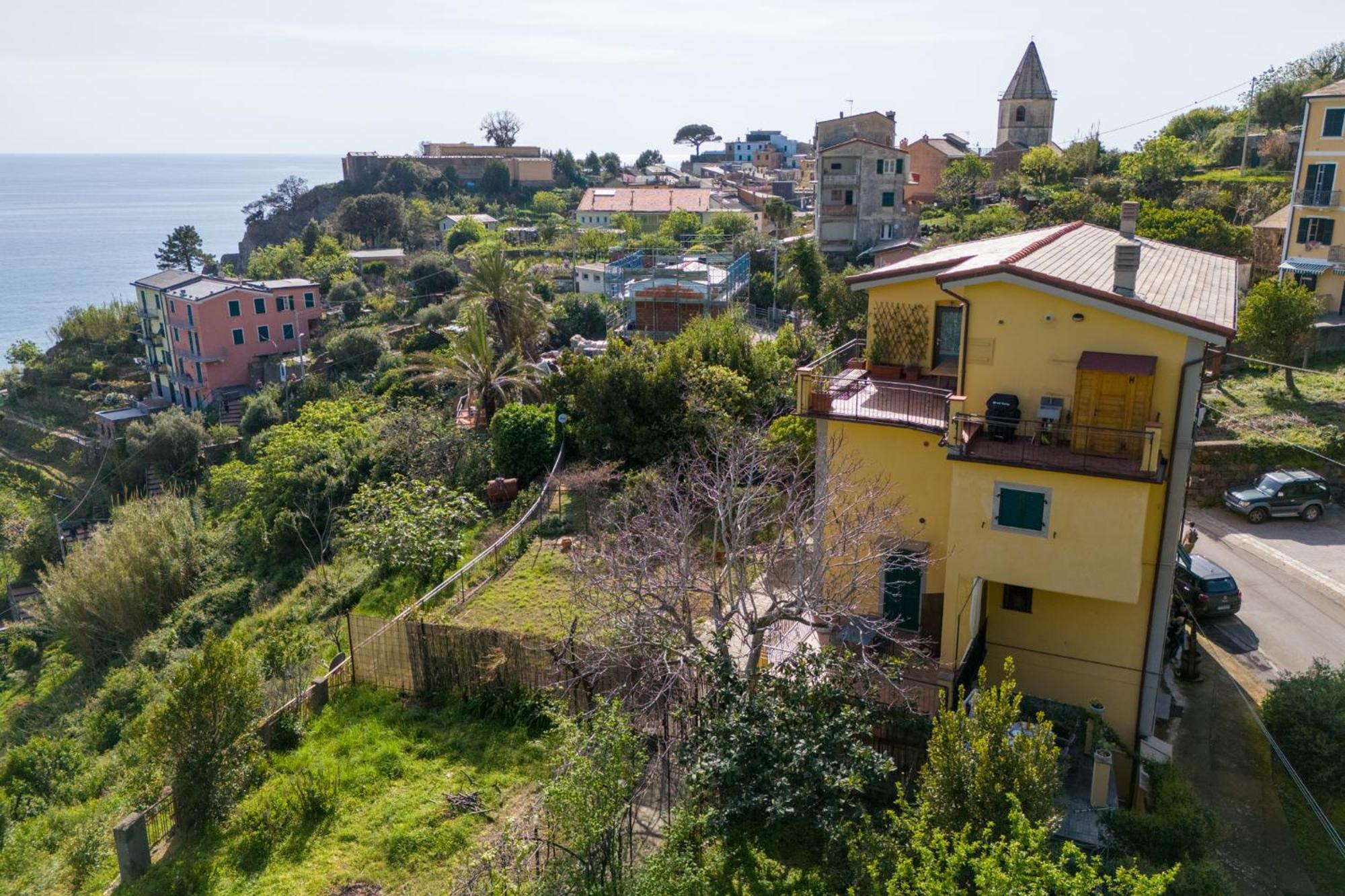 NEW 2022 Hanging Garden Corniglia Bagian luar foto