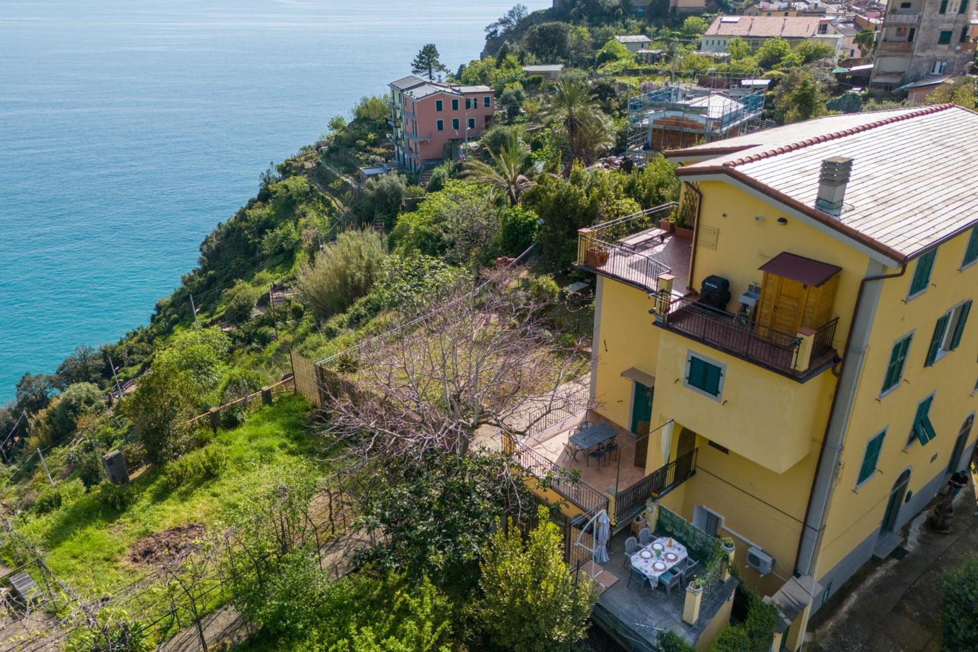 NEW 2022 Hanging Garden Corniglia Bagian luar foto