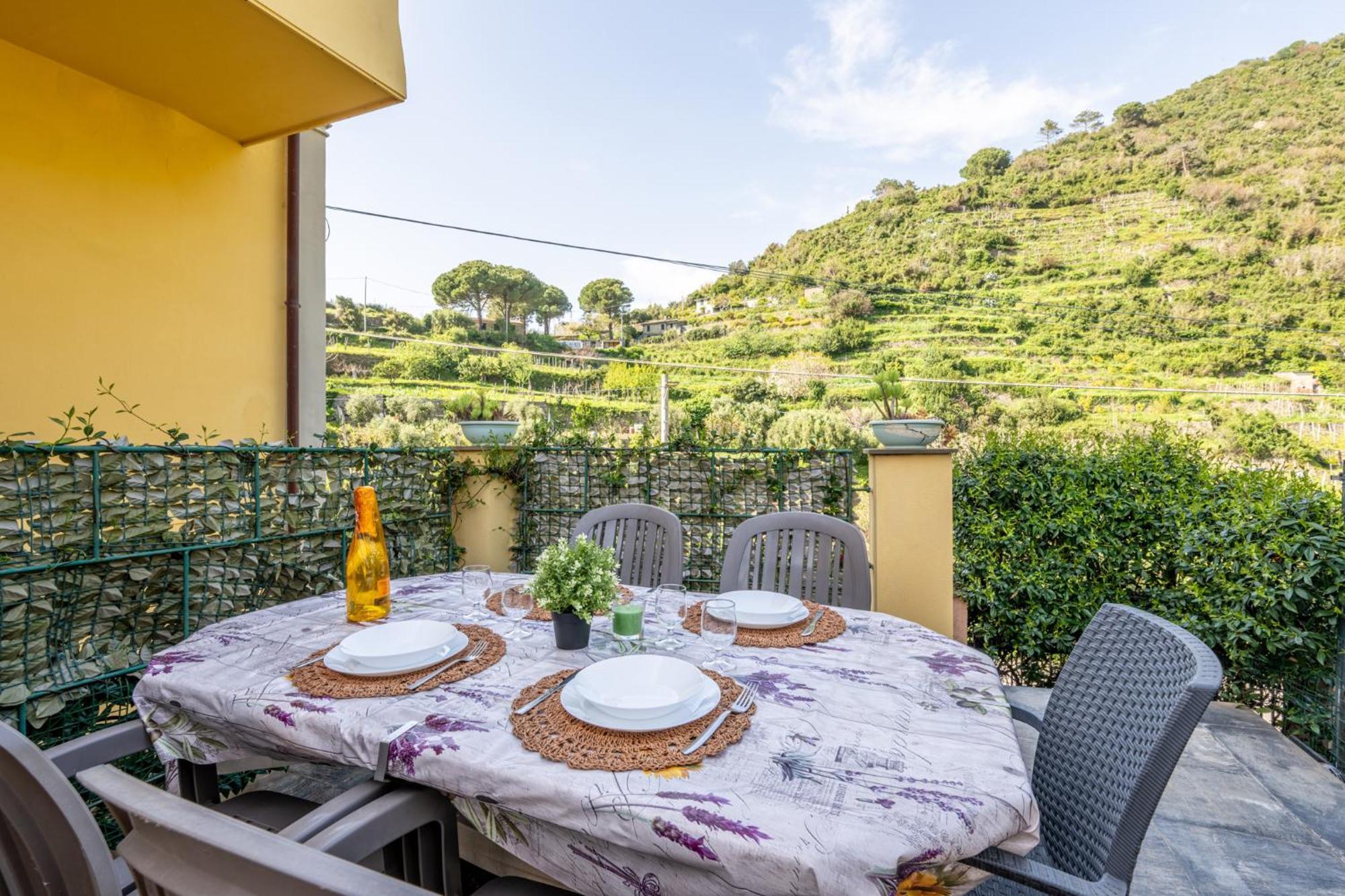 NEW 2022 Hanging Garden Corniglia Bagian luar foto